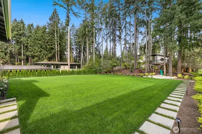 10630 SE 22nd Street, Bellevue, WA 98004 - Photo 35