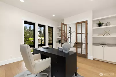 10630 SE 22nd Street, Bellevue, WA 98004 - Photo 3