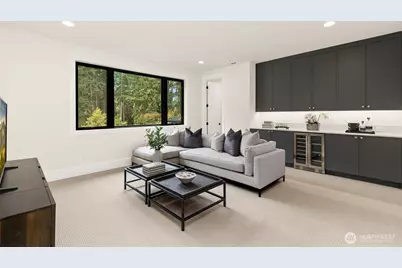 10630 SE 22nd Street, Bellevue, WA 98004 - Photo 25