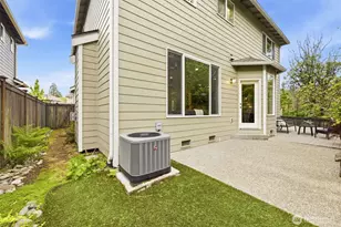 18928 10th Dr SE, Bothell, WA 98012 - Photo 29