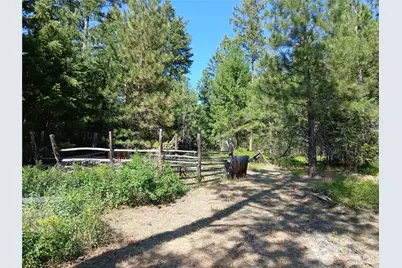 38 Broser Way W, Tonasket, WA 98855 - Photo 11