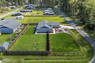 355 E Bon Air Dr, Coupeville, WA 98239 - Photo 27