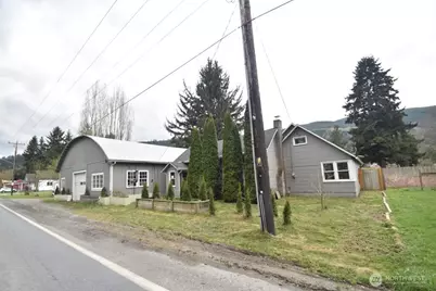2071 Valley Highway, Deming, WA 98244 - Photo 1