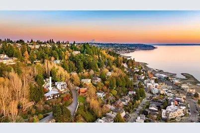 3831 58th Avenue SW, Seattle, WA 98116 - Photo 1