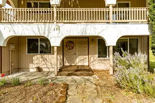 987 E Crescent Harbor Rd, Oak Harbor, WA 98277 - Photo 5