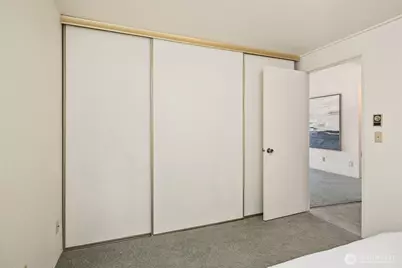 7518 24th Avenue NW #201, Seattle, WA 98117 - Photo 21
