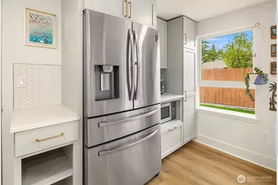 4220 NE 85th Street, Seattle, WA 98115 - Photo 7