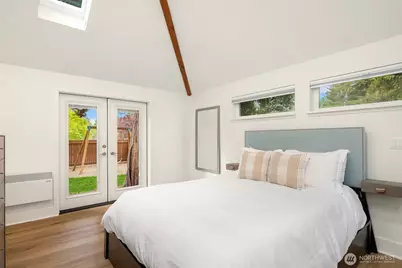 4220 NE 85th Street, Seattle, WA 98115 - Photo 17