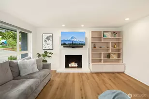 4220 NE 85th St, Seattle, WA 98115 - Photo 9