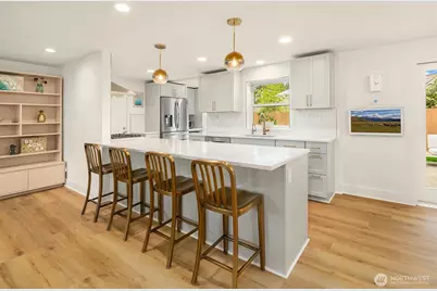 4220 NE 85th Street, Seattle, WA 98115 - Photo 3