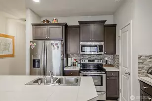 21637 104th St Ct E, Bonney Lake, WA 98391 - Photo 7