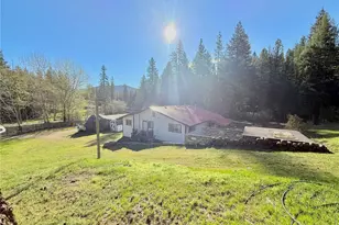 1092 Aeneas Valley Rd, Tonasket, WA 98855 - Photo 7