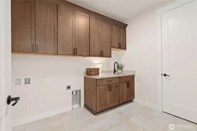 15323 210th Avenue Ct E, Bonney Lake, WA 98391 - Photo 27