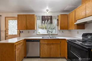 5517 E 99th St Ct, Puyallup, WA 98373 - Photo 9