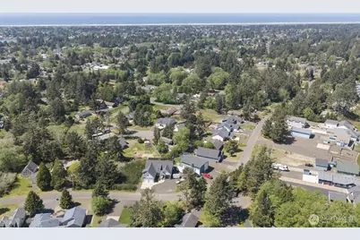791 Falls Of Clyde Loop SE, Ocean Shores, WA 98569 - Photo 35