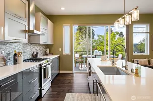 2503 NW 91st St, Seattle, WA 98117 - Photo 13
