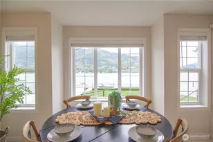 562 W Lake Samish Dr, Bellingham, WA 98229 - Photo 9