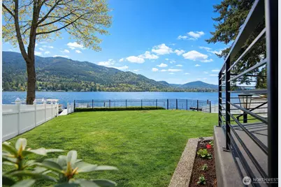 562 W Lake Samish Drive, Bellingham, WA 98229 - Photo 3