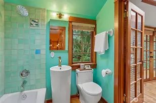 1514 NE 70th St, Seattle, WA 98115 - Photo 21