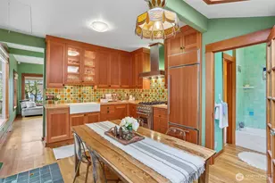 1514 NE 70th St, Seattle, WA 98115 - Photo 13
