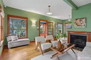 1514 NE 70th St, Seattle, WA 98115 - Photo 9