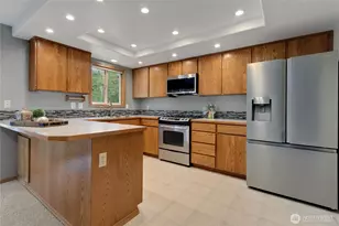 800 19th Ave SE, Puyallup, WA 98372 - Photo 9