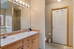 263 Hamilton Ct, Buckley, WA 98321 - Photo 17