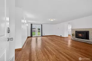 12708 108th Ave Ct E, Puyallup, WA 98374 - Photo 3