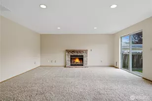 12402 107th Pl NE, Kirkland, WA 98034 - Photo 9