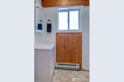 424 E 1st Street, Cle Elum, WA 98922 - Photo 15