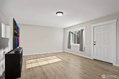 706 S 58th Street, Tacoma, WA 98408 - Photo 13