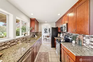 422 159th Pl SE, Bellevue, WA 98008 - Photo 7