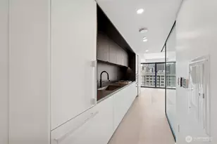 300 Virginia St, Seattle, WA 98121 - Photo 3