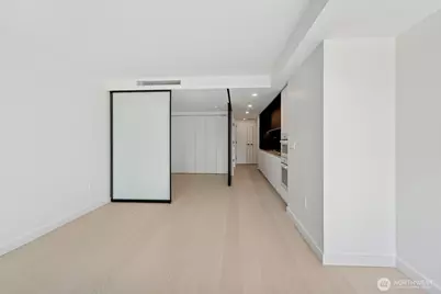 300 Virginia Street #1107, Seattle, WA 98121 - Photo 11