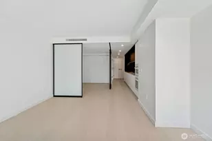 300 Virginia St, Seattle, WA 98121 - Photo 11