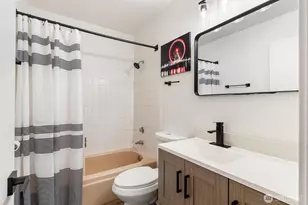 10459 Des Moines Memorial Dr S, Seattle, WA 98168 - Photo 25