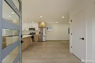 9002 15th Ave SW, Seattle, WA 98106 - Photo 3