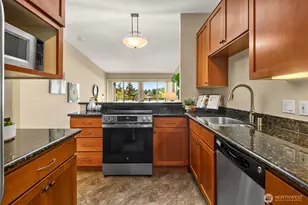 130 105th Ave SE, Bellevue, WA 98004 - Photo 15