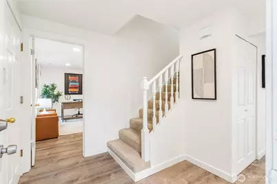10825 158th Court NE, Redmond, WA 98052 - Photo 3