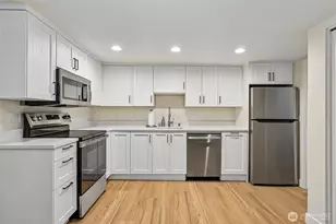 12720 NE 120th St, Kirkland, WA 98034 - Photo 9