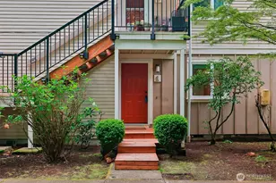 12720 NE 120th St, Kirkland, WA 98034 - Photo 1
