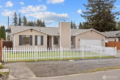 5218 90th Place NE, Marysville, WA 98270 - Photo 1