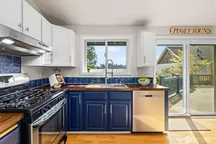 2490 Rocky Point Rd NW, Bremerton, WA 98312 - Photo 7