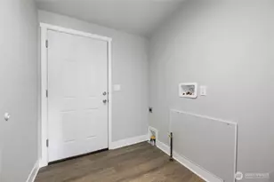 2126 Glacier St, Enumclaw, WA 98022 - Photo 13