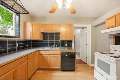 819 S Prospect Street, Tacoma, WA 98405 - Photo 7