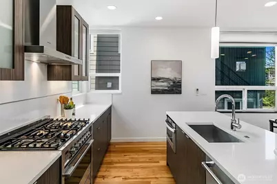 4221 Evanston Avenue N #B, Seattle, WA 98103 - Photo 7