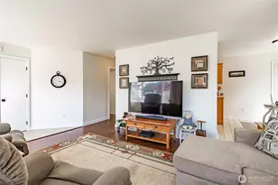 2172 Oak St, Lynden, WA 98264 - Photo 9