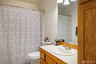 2172 Oak St, Lynden, WA 98264 - Photo 17
