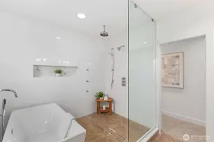 6233 Carleton Ave S, Seattle, WA 98108 - Photo 19