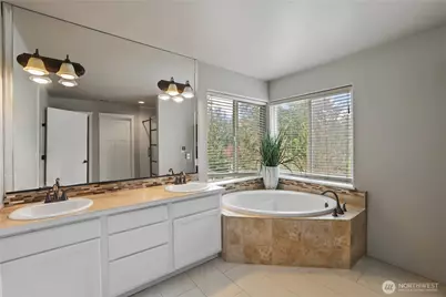 4002 22nd Street SE, Puyallup, WA 98374 - Photo 23